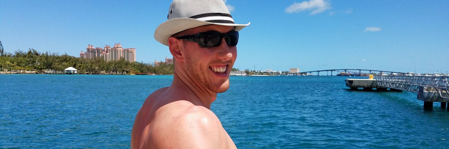 StraitNooCHASER's profile banner image