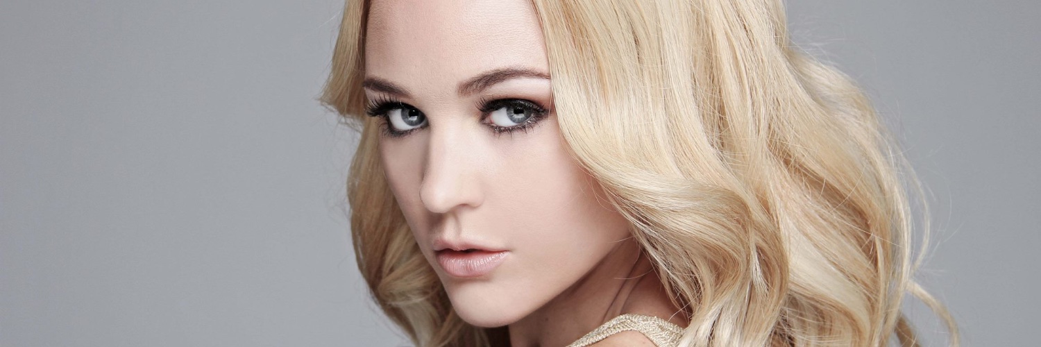 Kelly Rian Sanson banner