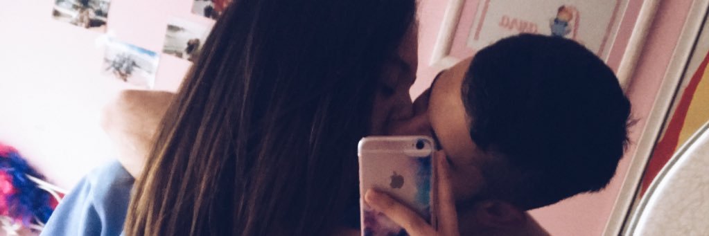 lauravady's profile banner image