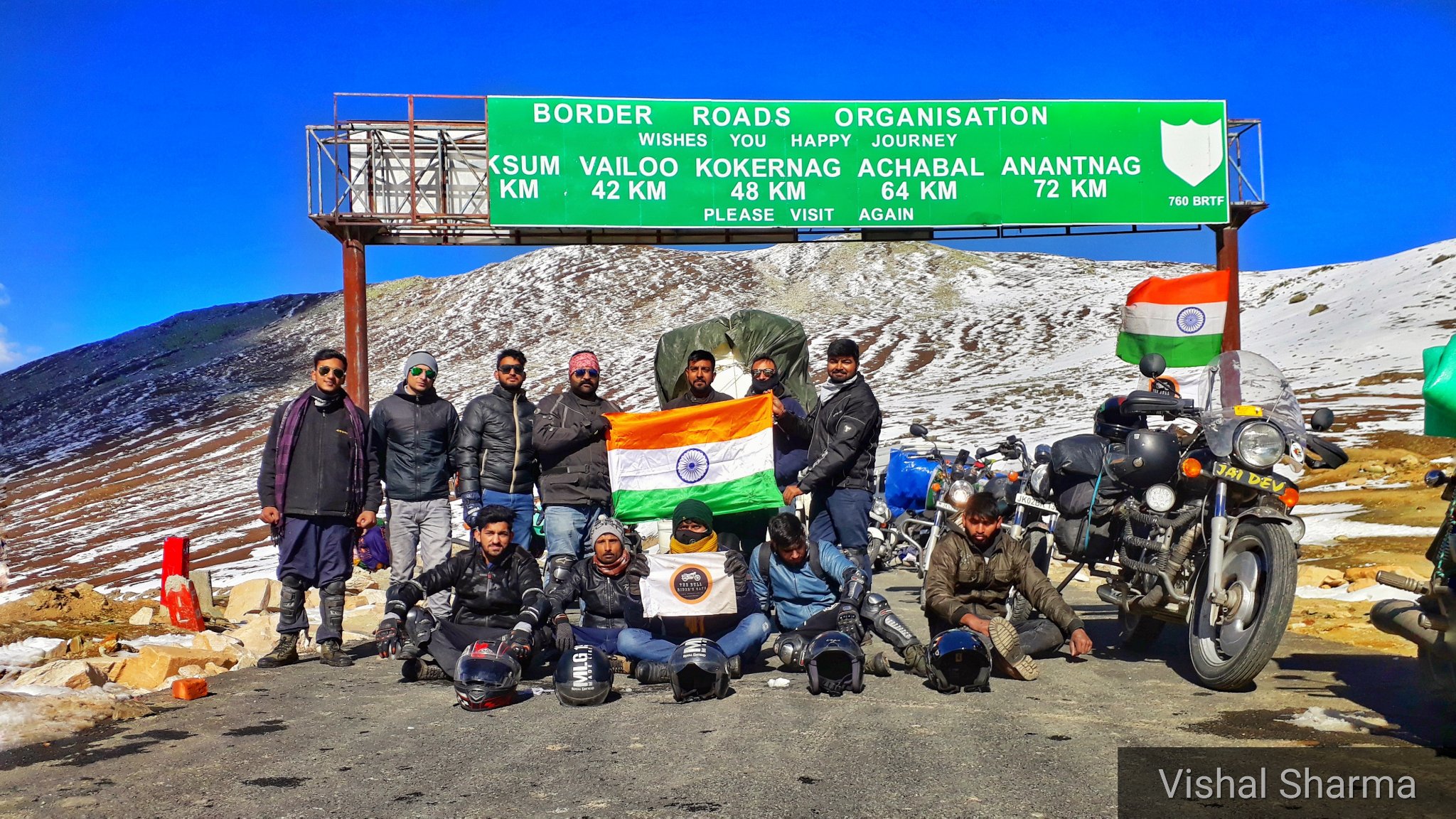 Musafir Hoon Yaaron banner