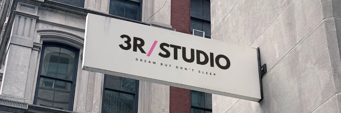3 RΛVΞNS STUDIO banner