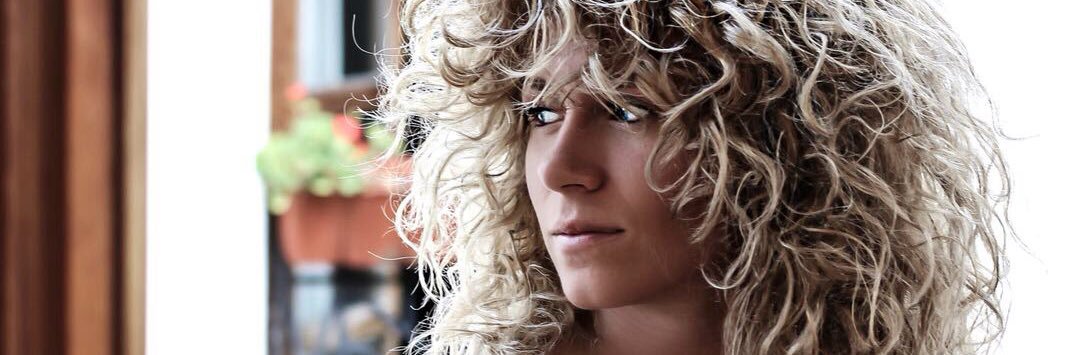 YaniraaRuiz's profile banner image