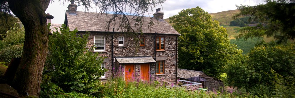 LushCottages's profile banner image