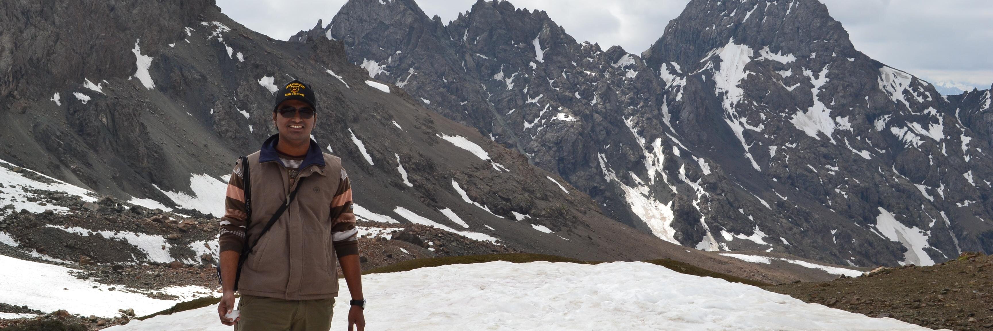 mathewvijo's profile banner image