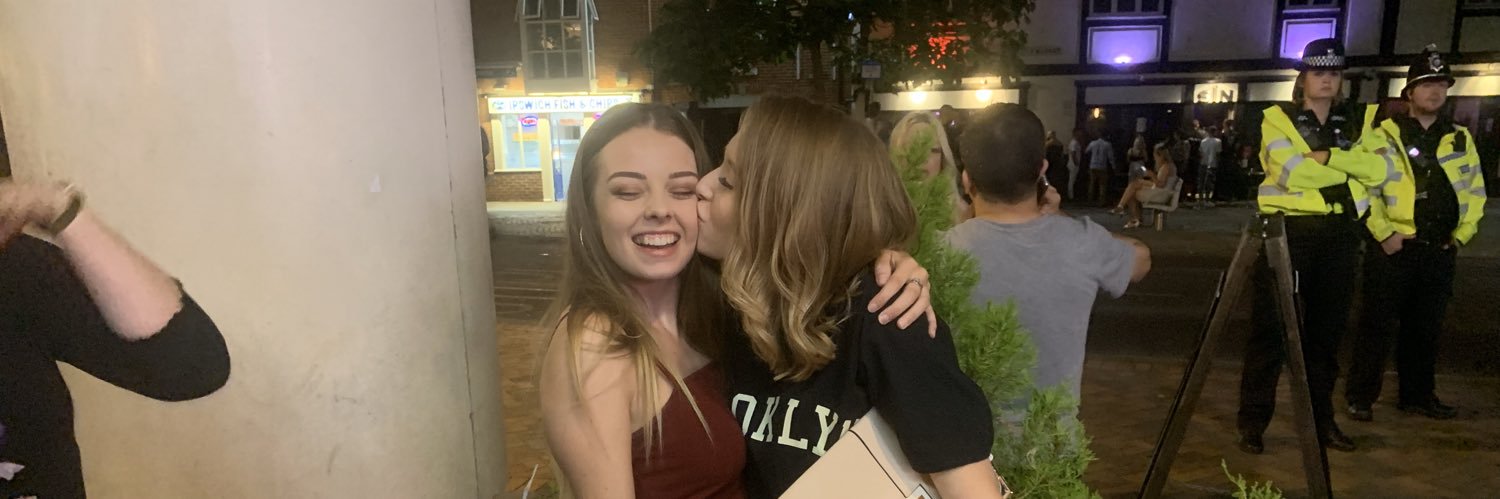 smhchlo's profile banner image