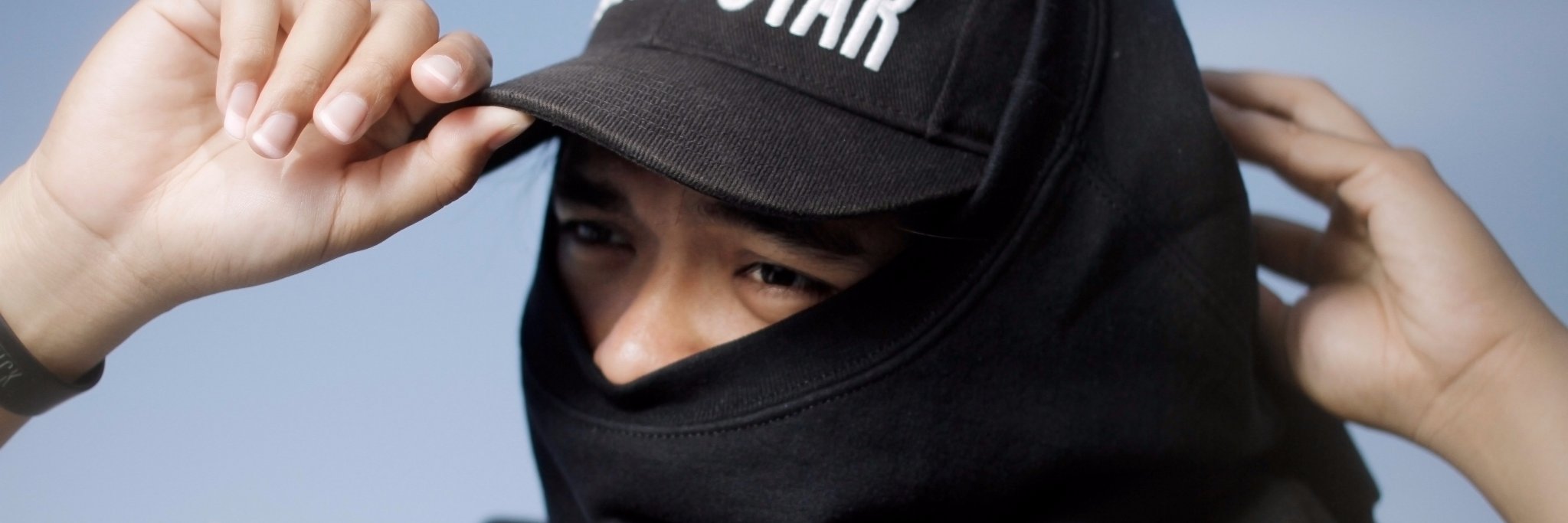 diohazman's profile banner image
