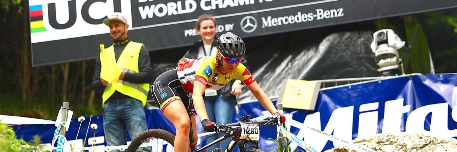 laurineMTB's profile banner image
