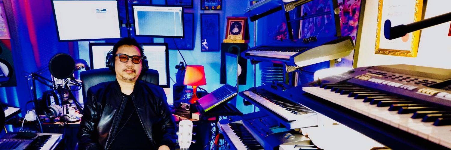 boyrazak's profile banner image