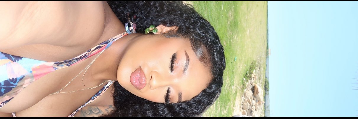 Its_LayLayyy's profile banner image