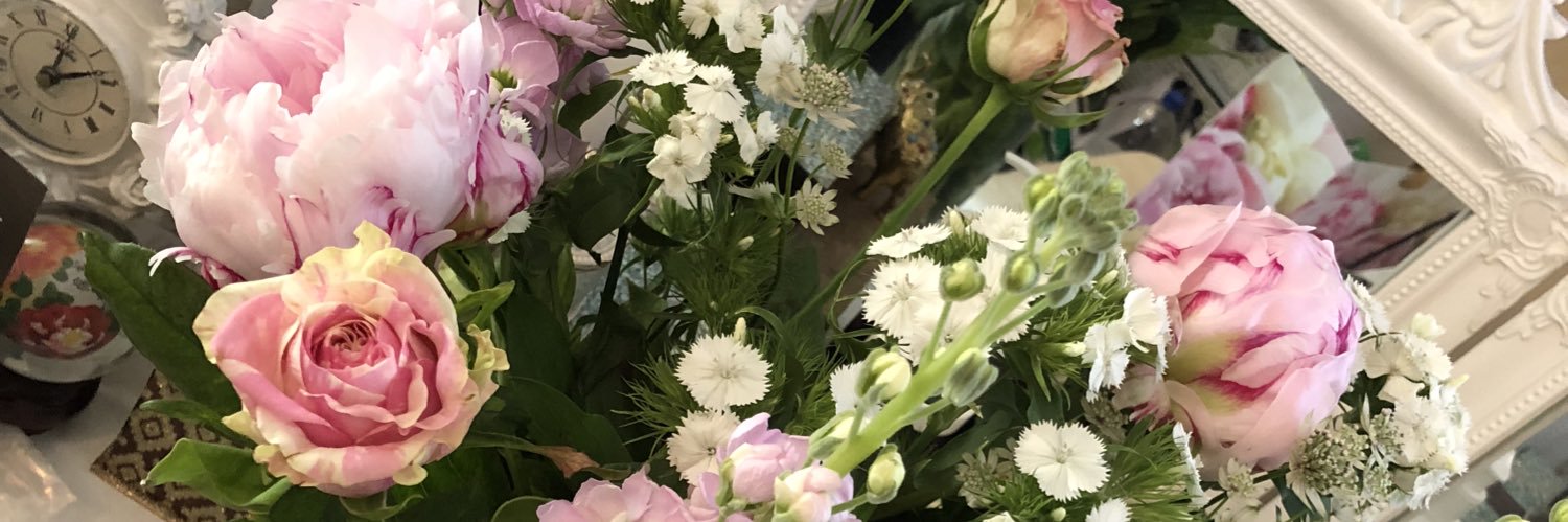 Rachel Landerஃ banner