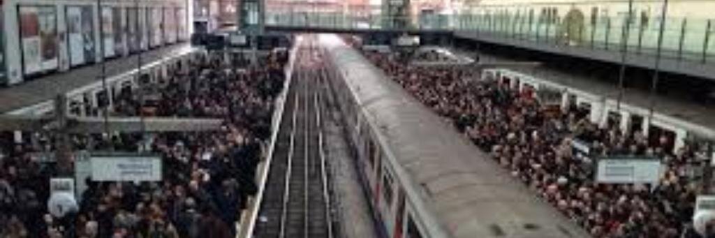 londontubeusers's profile banner image