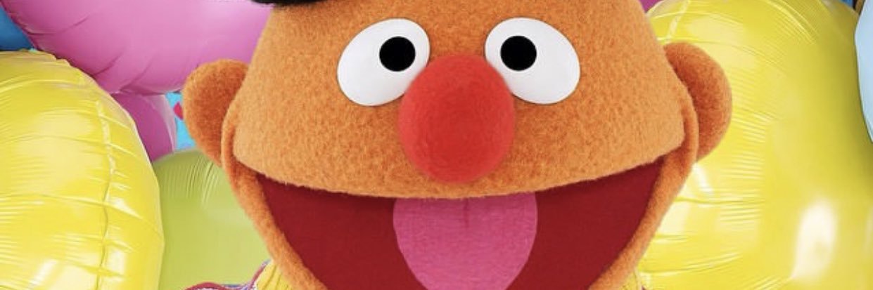 kikelug's profile banner image