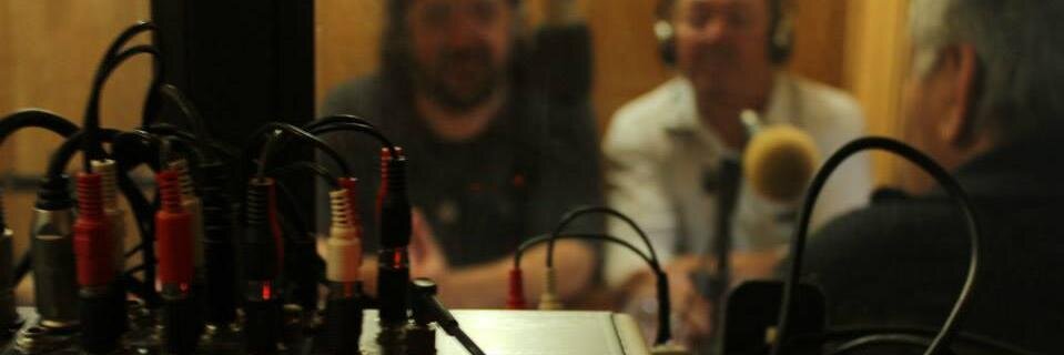 radio el refugio banner