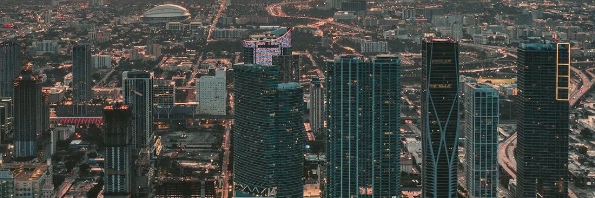 alecordoves_'s profile banner image