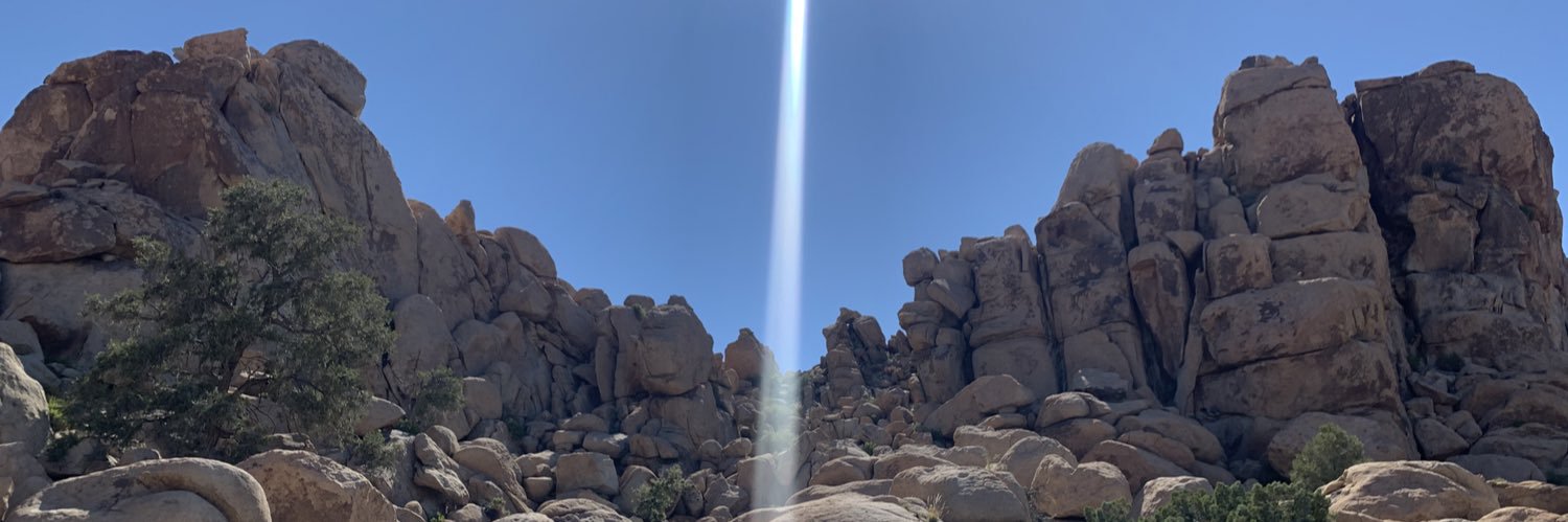 V_anthony's profile banner image