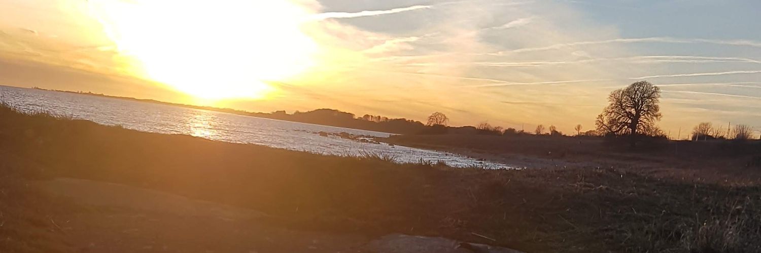 ponmol95's profile banner image