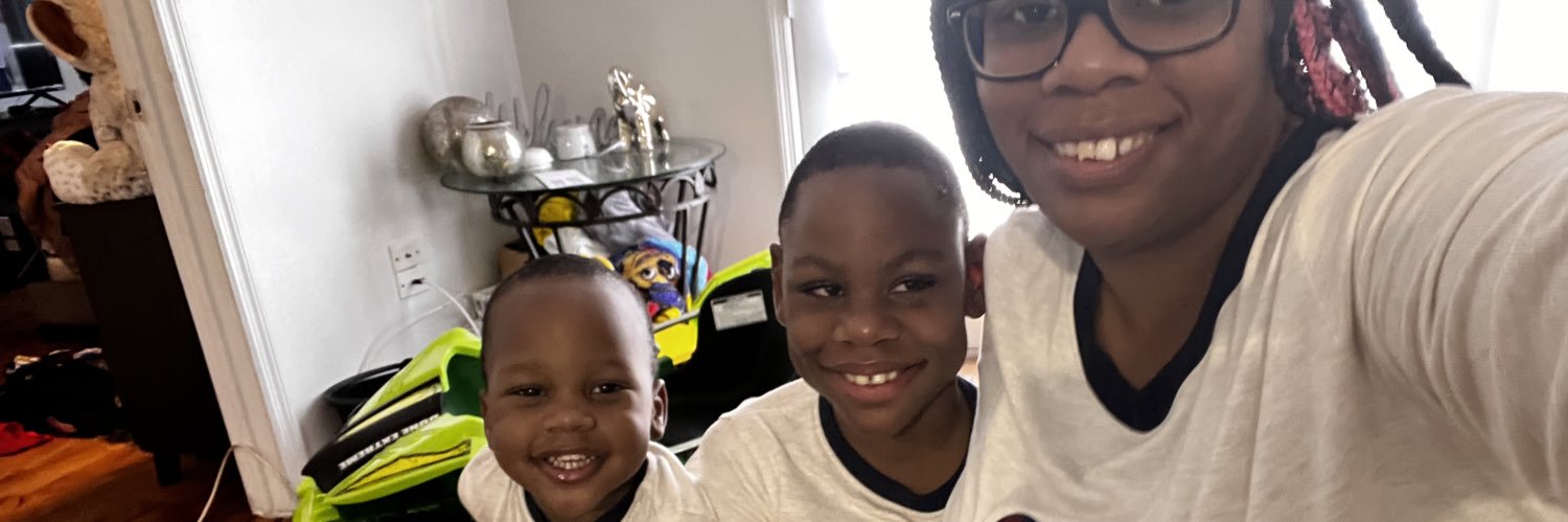Ms_Nee_21's profile banner image