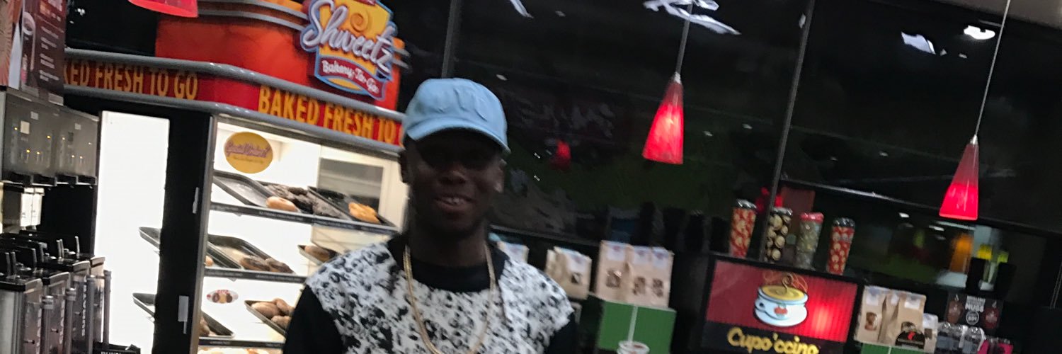 AndreMoman's profile banner image