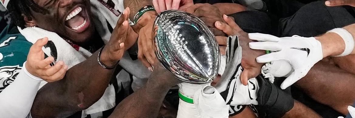 Everybody Kinda Hates Chris… 🦅🦅🦅's banner