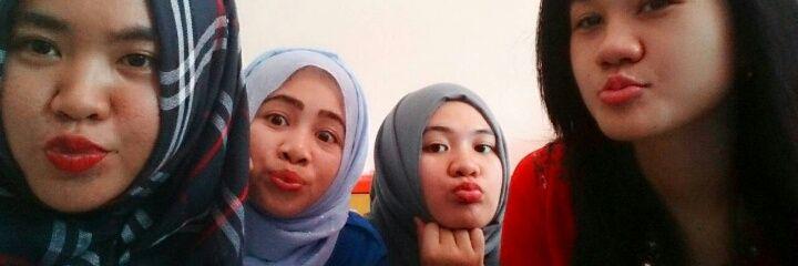 indahsusantii's profile banner image