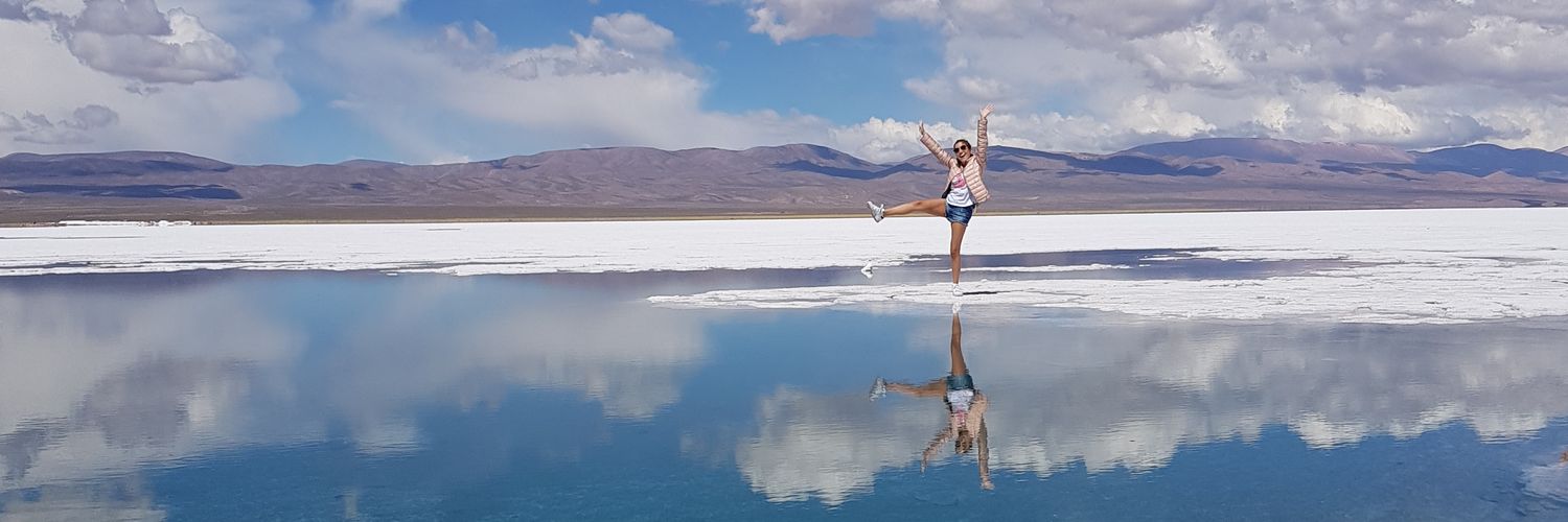TatiElorza's profile banner image