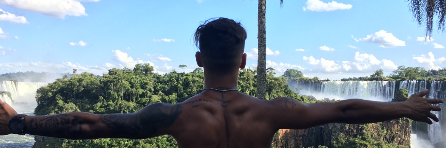 Moi_B13's profile banner image
