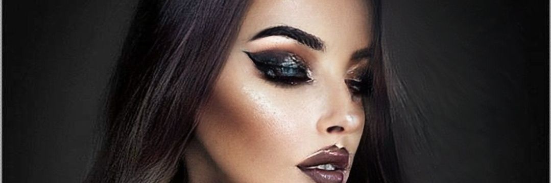 Raven_Rainn_Model_8 ❣'s banner