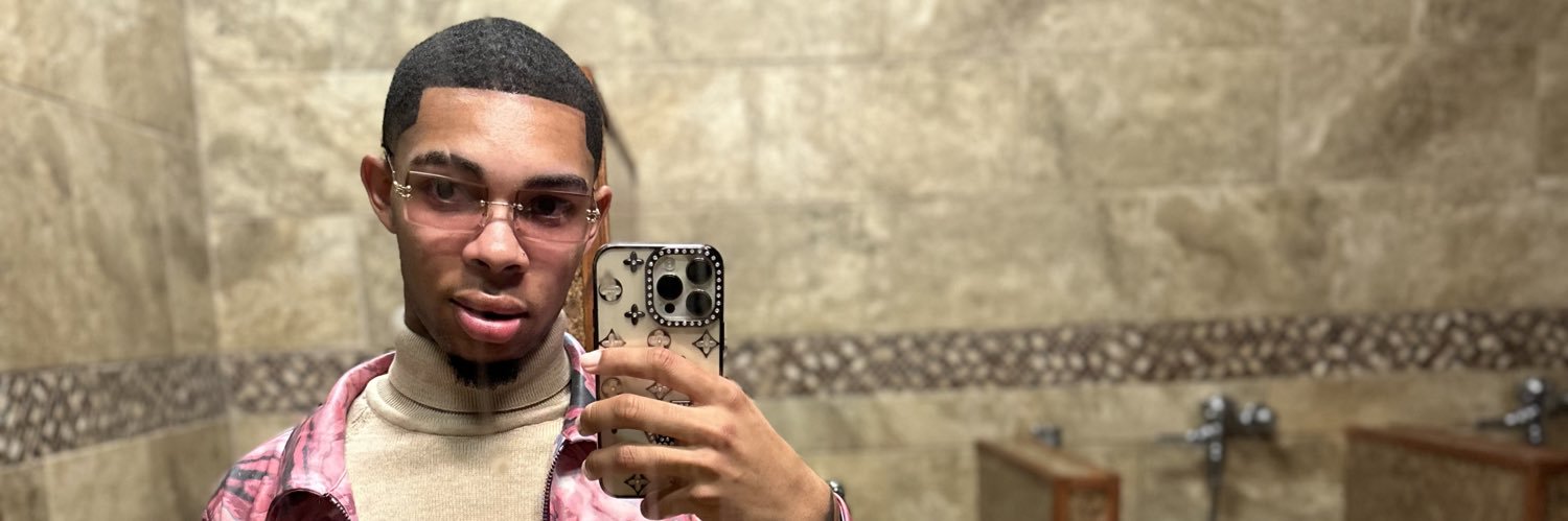 WavyKenDoll's profile banner image