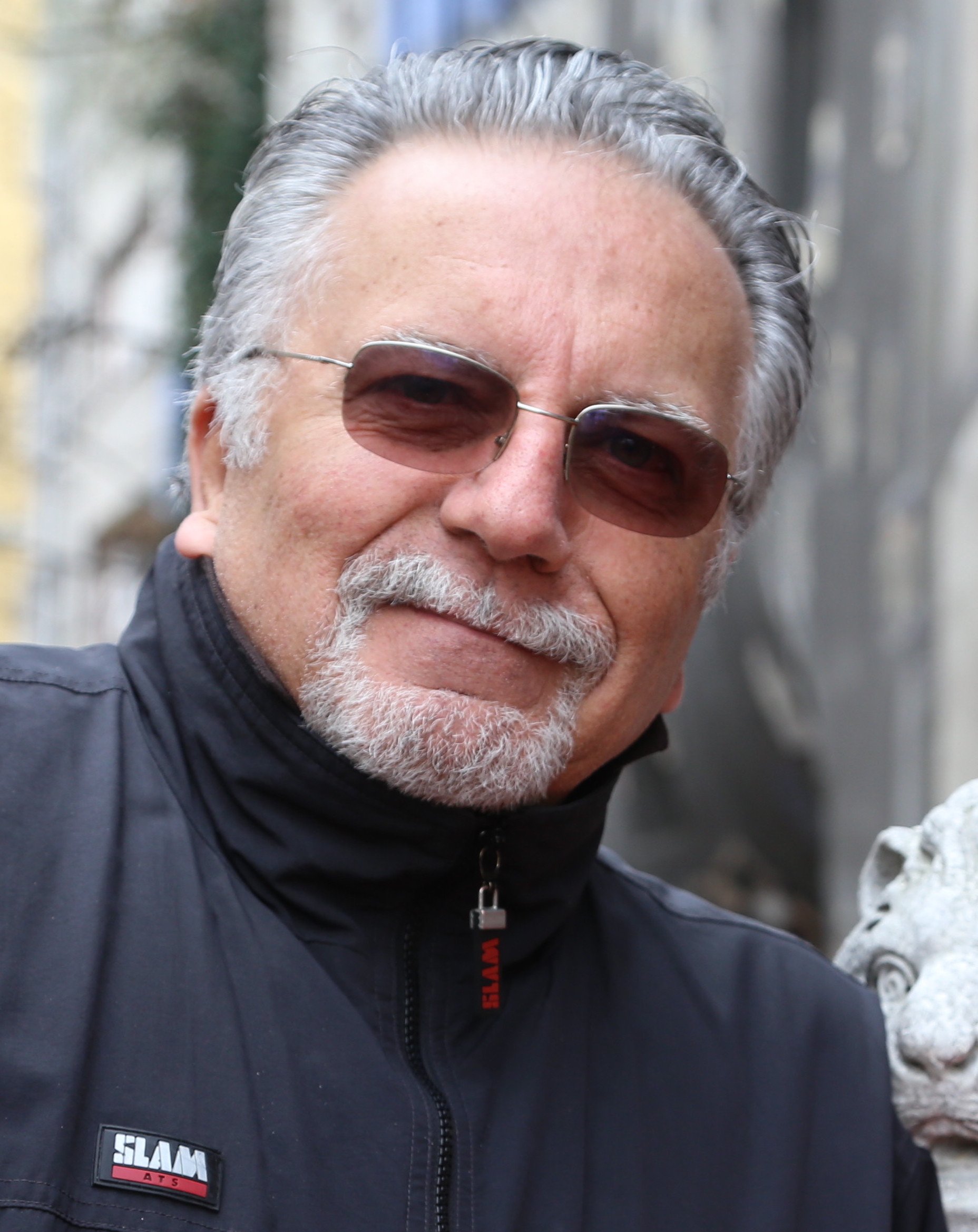 tito_ri's profile banner image