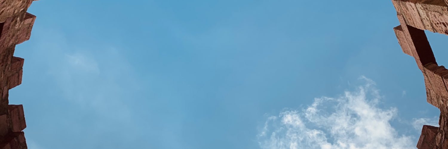 belenesza's profile banner image