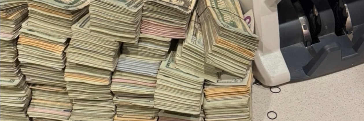 1MoneySeason's profile banner image