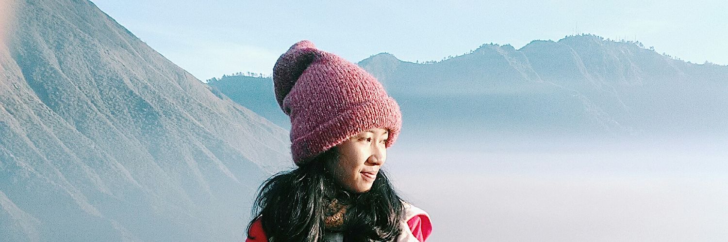 R1Ratna's profile banner image