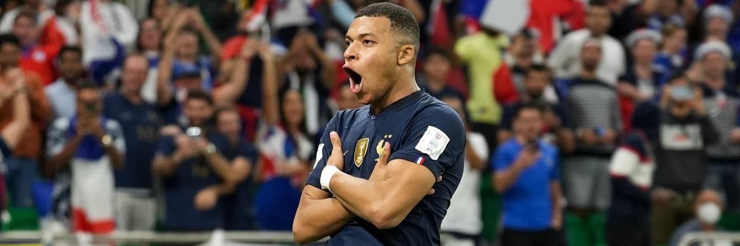Louis_Akomaye's profile banner image