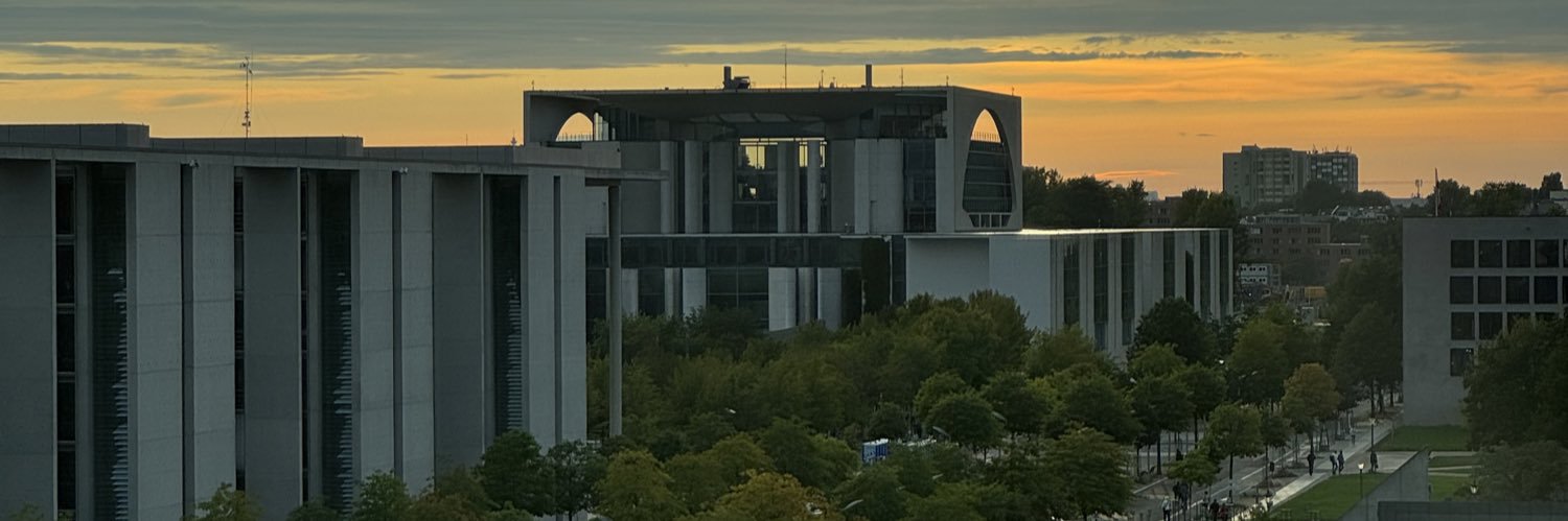 echterblner's profile banner image