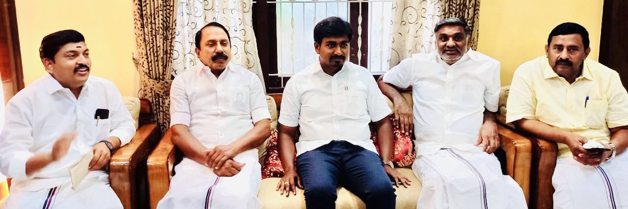 cmmanikandan1's profile banner image