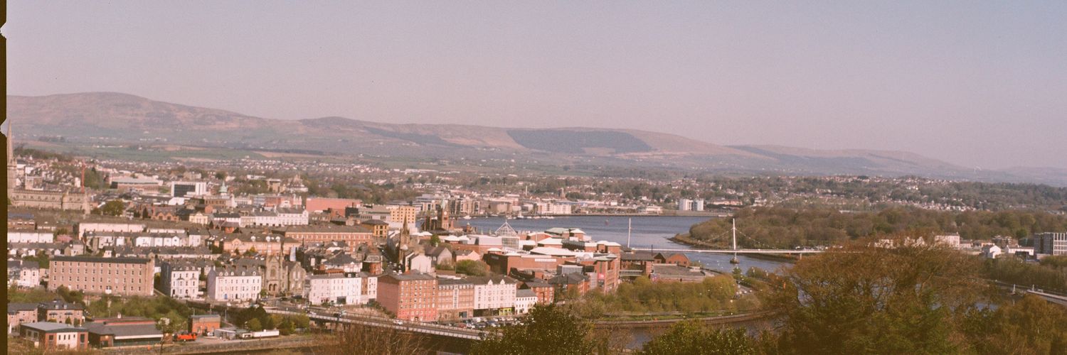 Is mise Ciara 🇵🇸🇮🇪 ‏كيرا banner