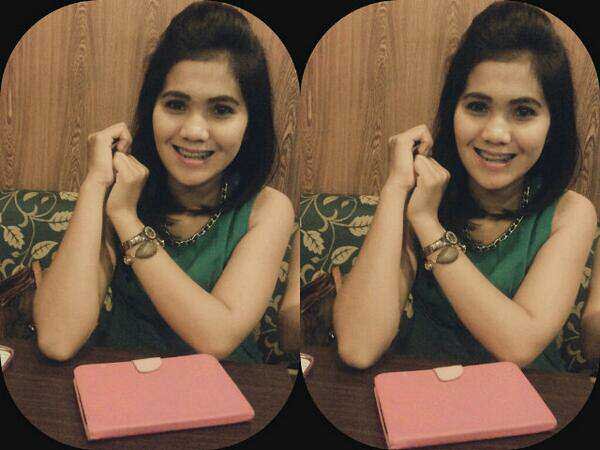 Rini_Christin's profile banner image