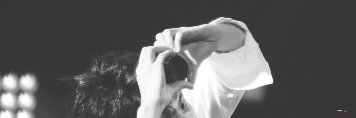 happytyui's profile banner image