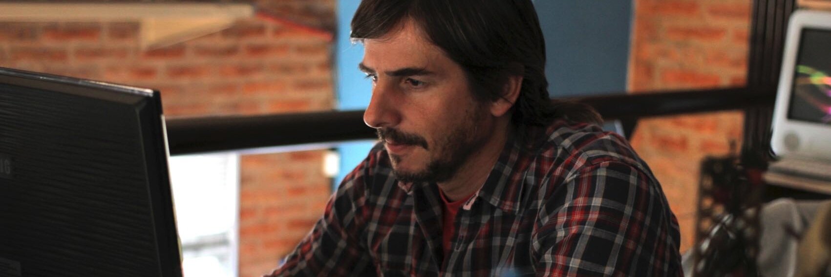 hernancanales73's profile banner image