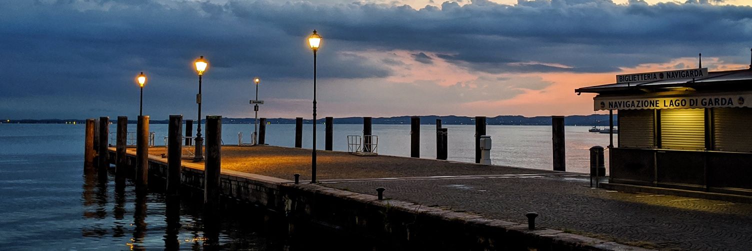 farbschmelz's profile banner image