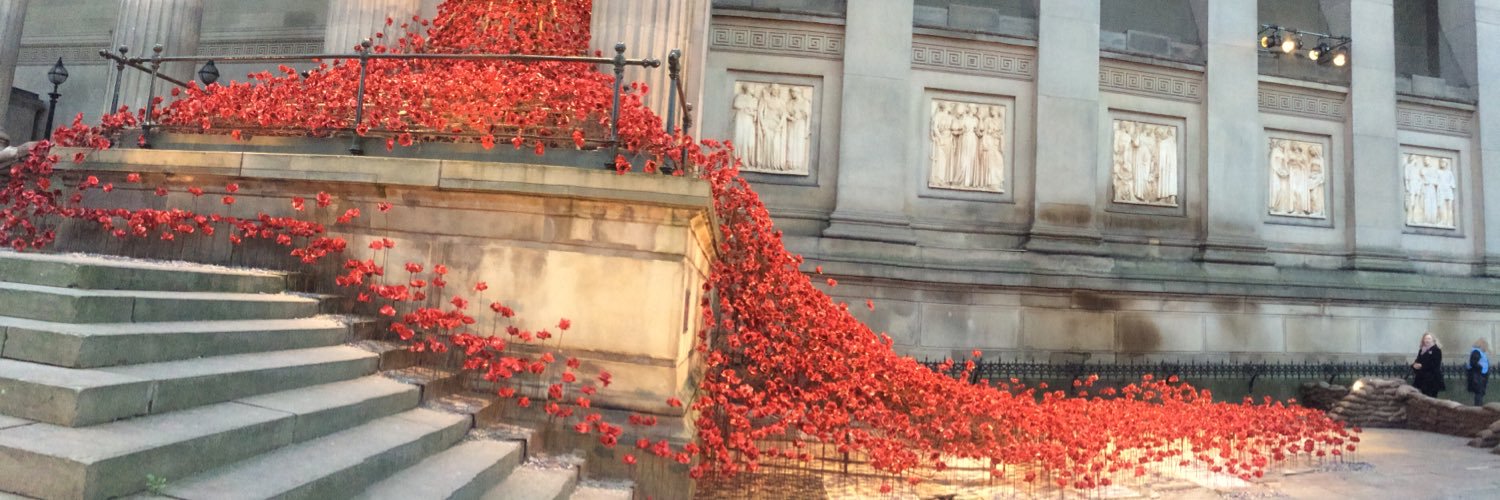 hoody_red's profile banner image