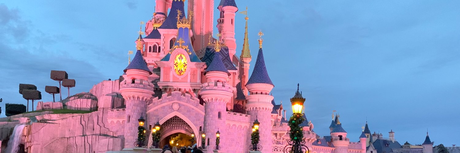 loowd2022's profile banner image