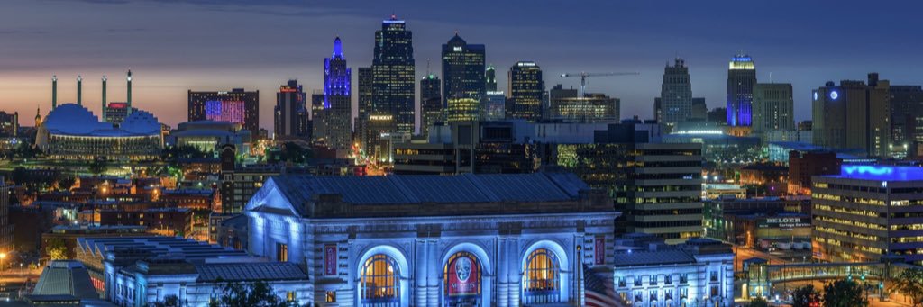 Evan Commodore banner