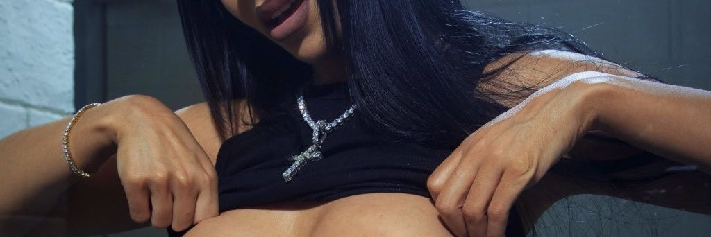 yyellyx's profile banner image
