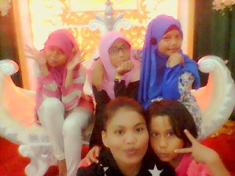 Aida_hanifa18's profile banner image