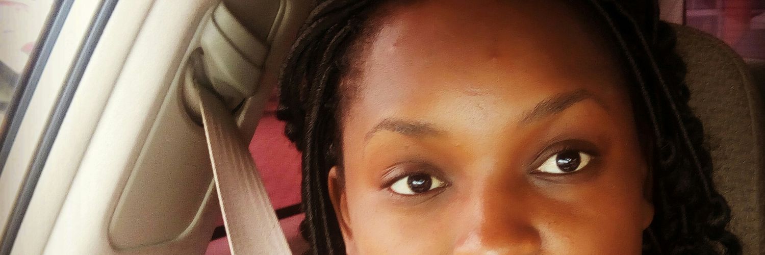 yea_esther's profile banner image