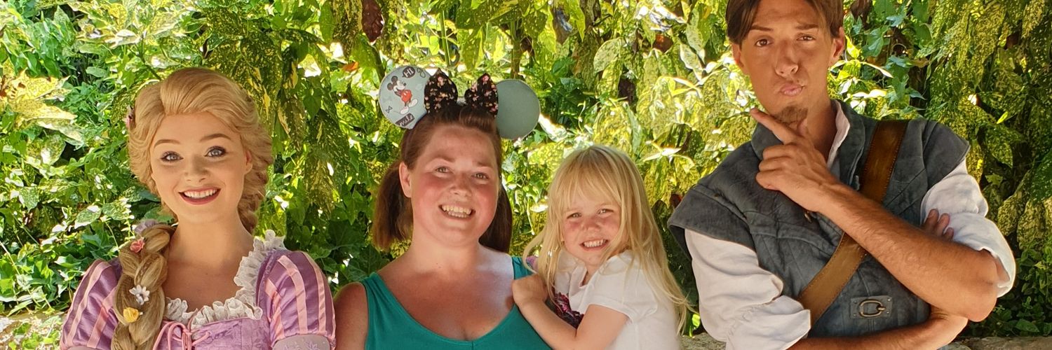 chloeclod's profile banner image