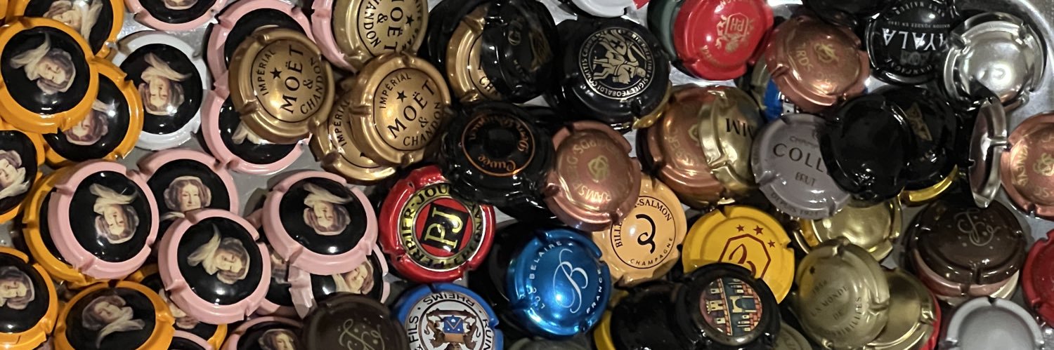 dCamBomaye's profile banner image