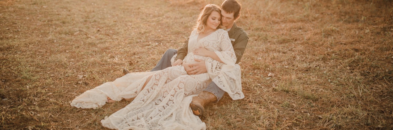 kinsley_mott's profile banner image