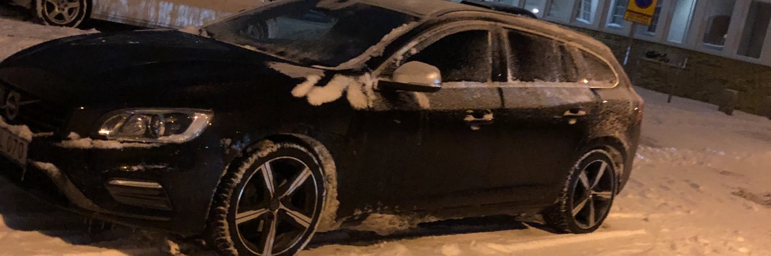 simonoscarsson_'s profile banner image